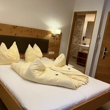 Hotel Restaurant Waldheim 3*